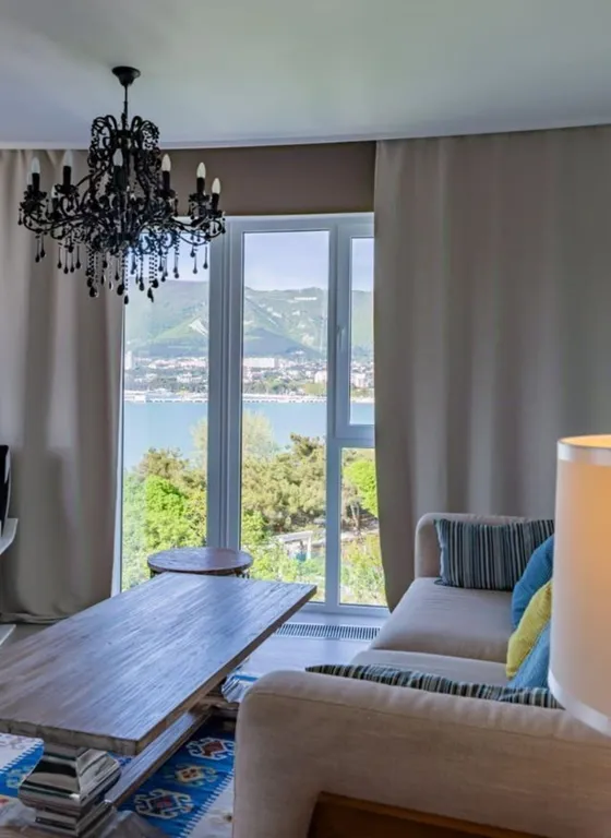 2-комнатная квартира с террасой и красивым видом