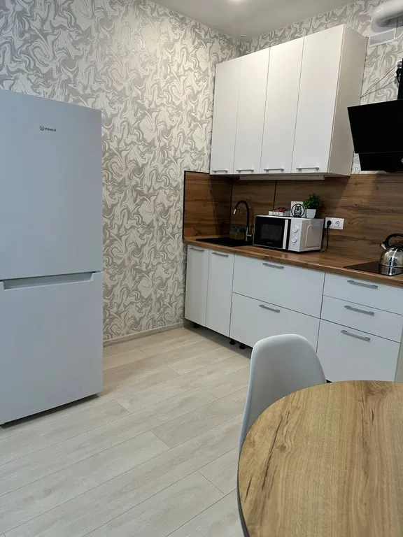 Просторная студия в доме класса комфорт плюс