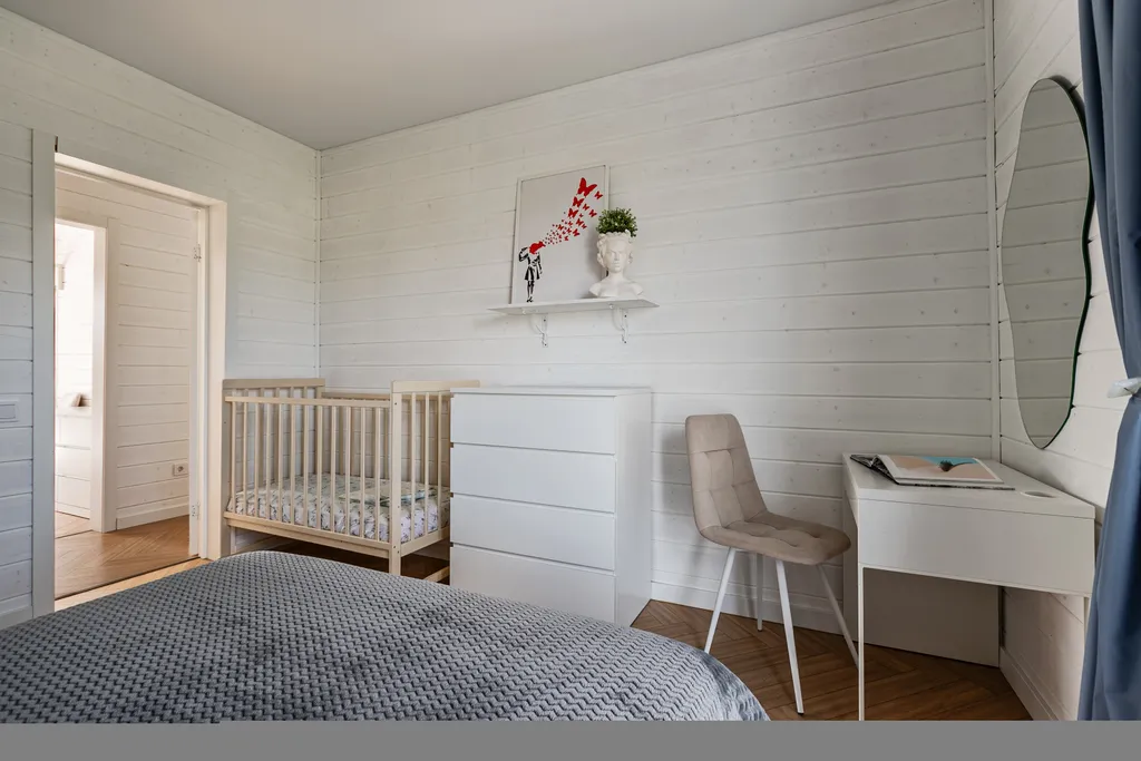 3 больших спальни и с/у с ванной, огромная кухня гостиная white house