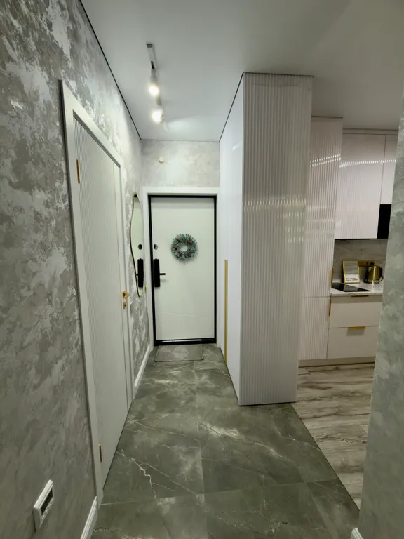 Квартира премиум-сегмента класса люкс, евро двушка