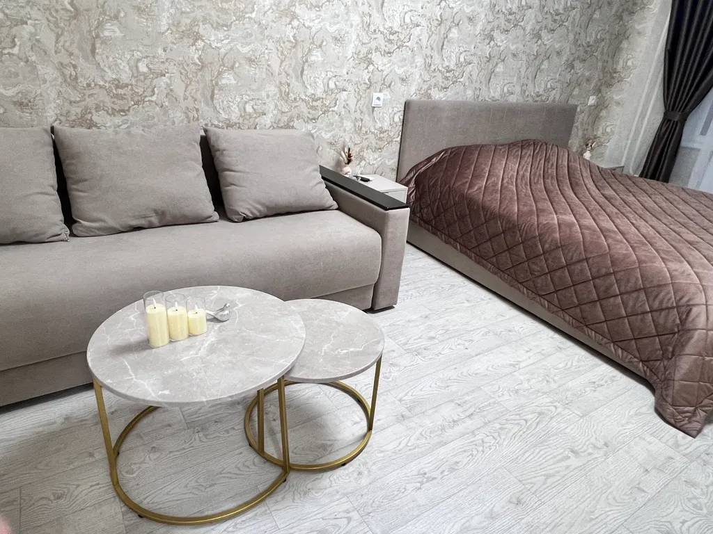 Уютная квартира в новом районе города — аренда посуточно в Волжский