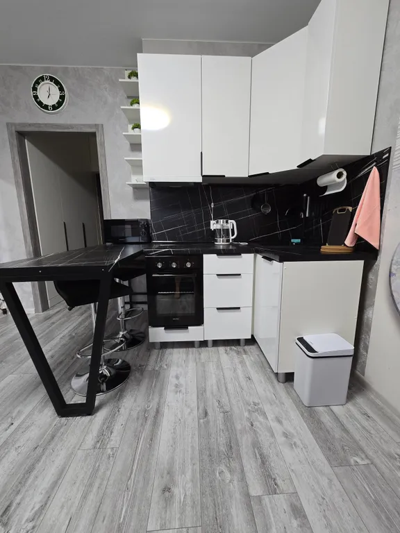 Уютная студия с дизайнерским ремонтом