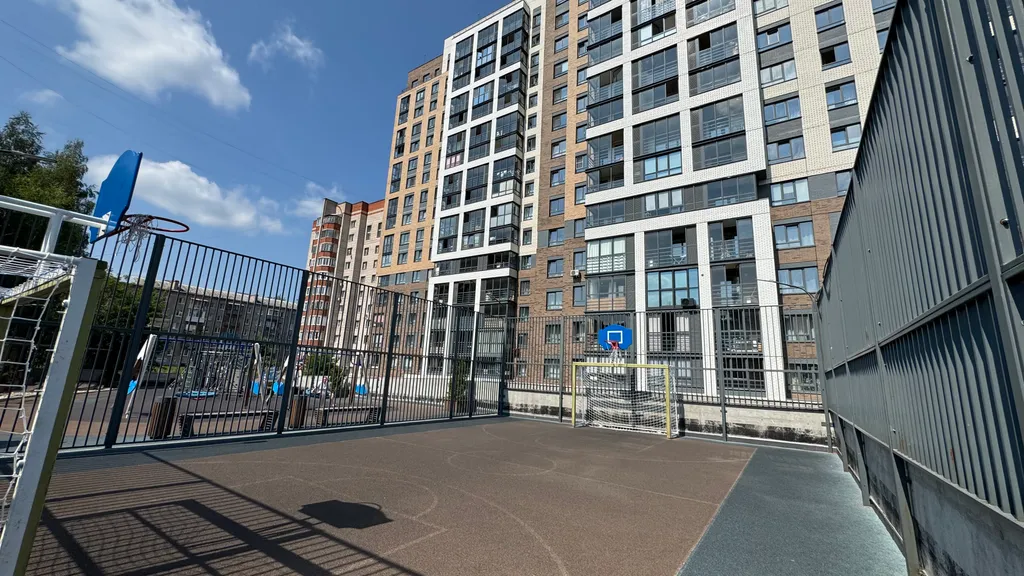 Уютная светлая евродвушка в 15 минутах ходьбы до центральной площади