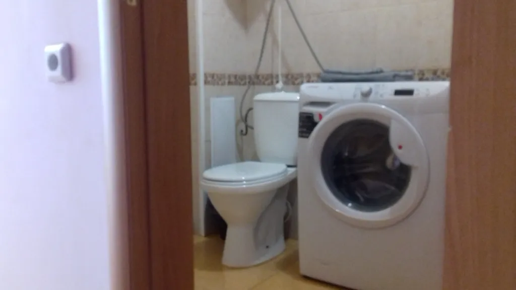 Современная однокомнатная в новостройке у проспекта Ленина