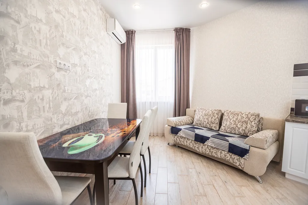 Квартира Квартира в ЖК Изумрудный город на берегу моря с бассейном — Геленджик