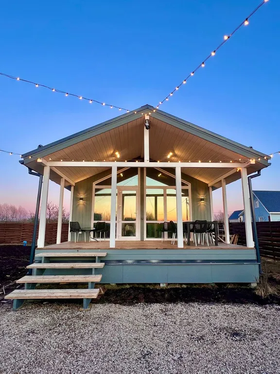 Дом с купелью, баней в городе