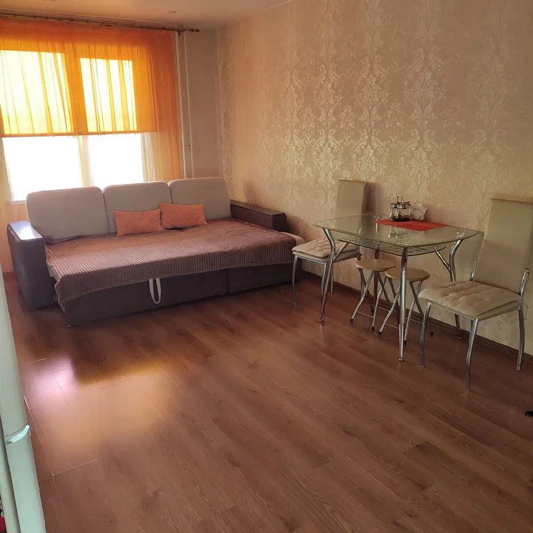 Двухкомнатная уютная квартира