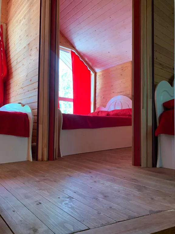 4-комнатный Дом