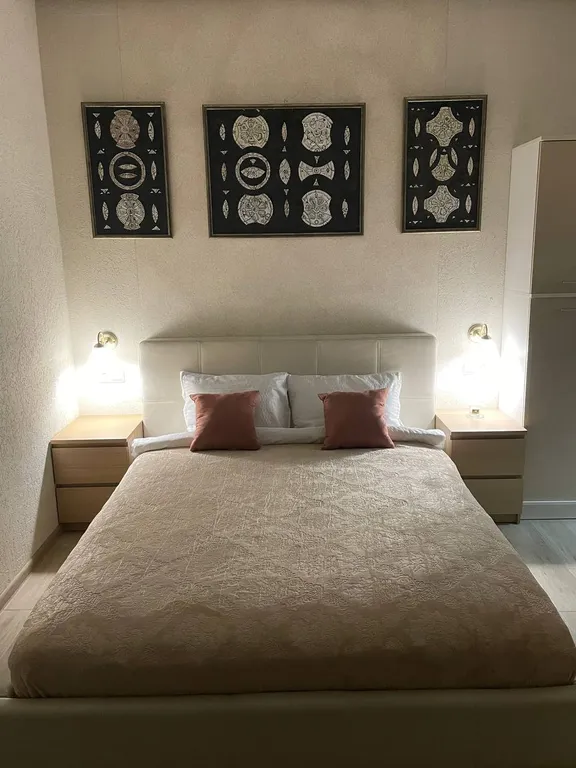 Дом у Кремля в сердце Рубленого города, квартира с паркингом во дворе