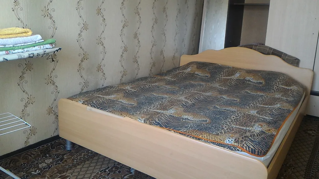 Экономная двухкомнатная квартира на Госцирке до 8-10 человек