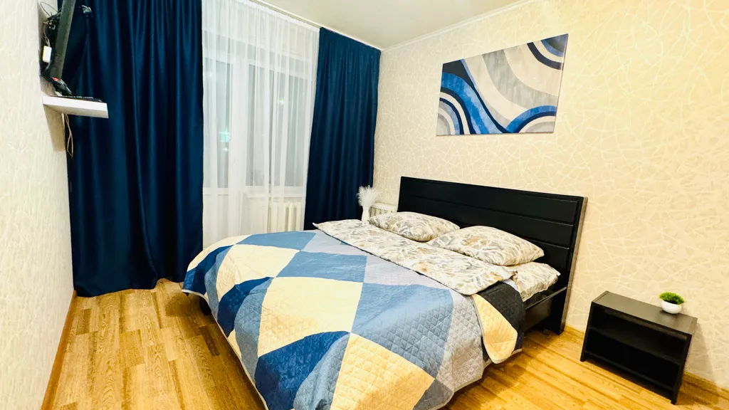 Светлая просторная квартира — аренда посуточно в Ульяновск