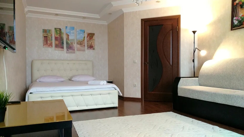 Квартира с балконом и видом на горы