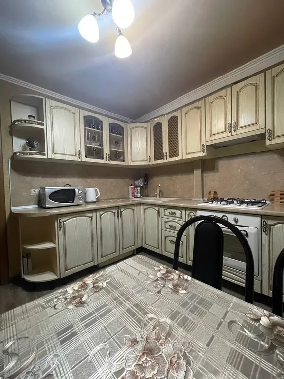 Уютная квартира рядом с санаторием Дубрава и Аллеей любви