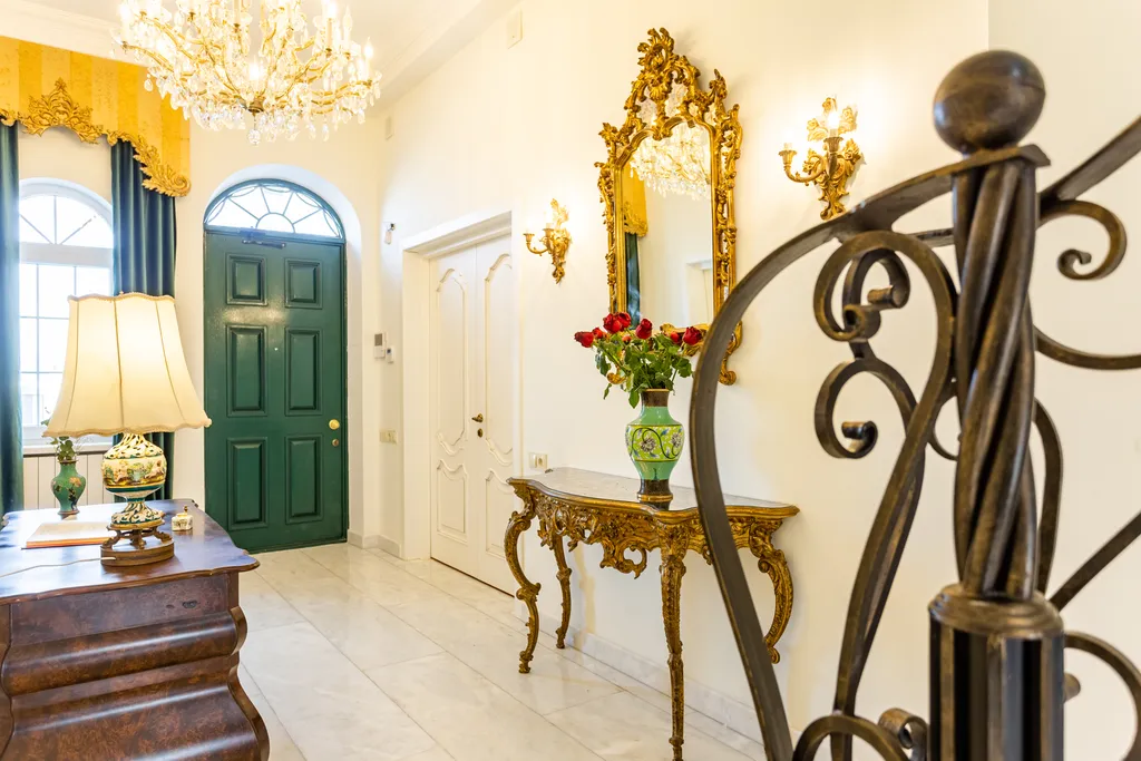 Shindisi Residence, VIP Villa