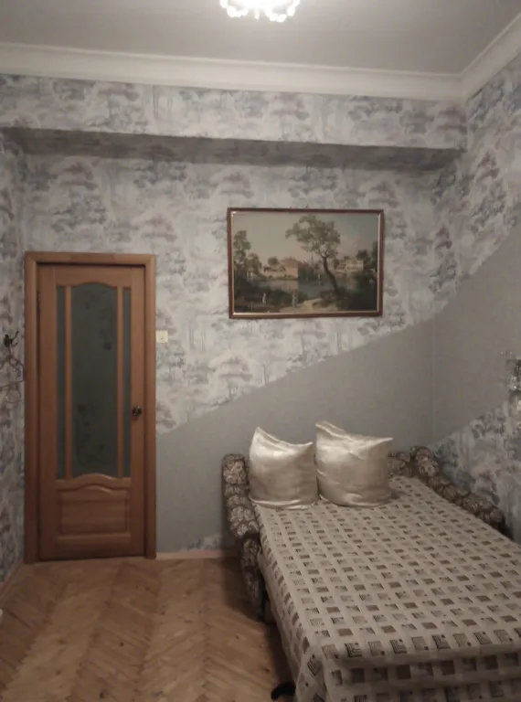 Квартира Комната в 4-комнатной квартире — Казань