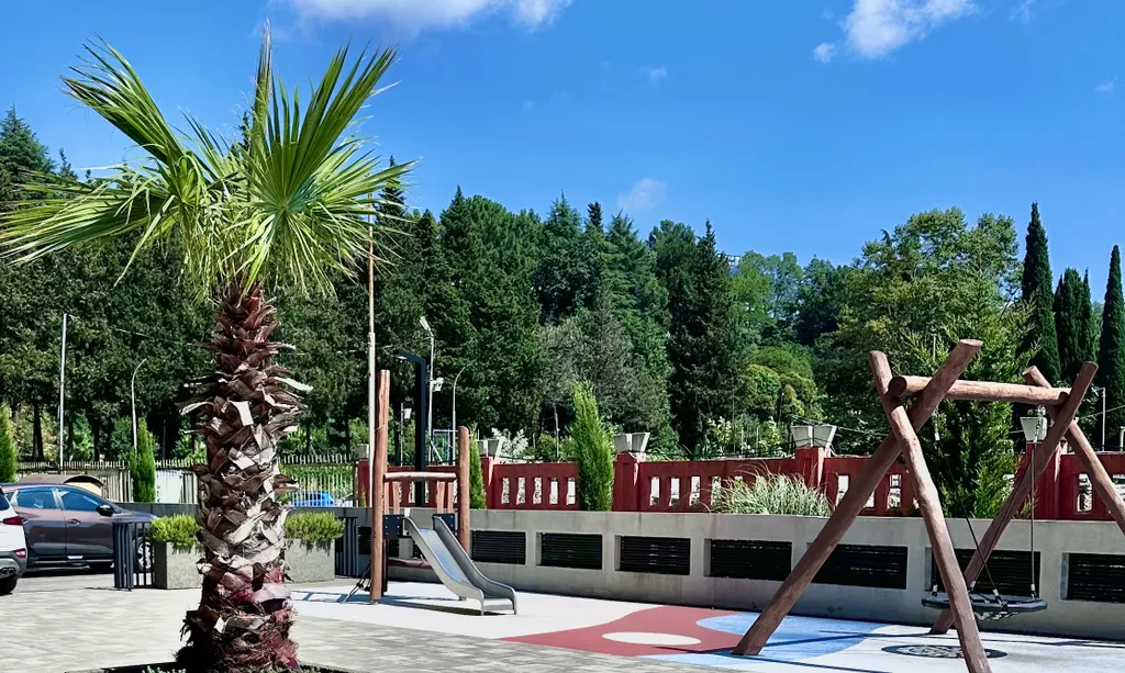 Квартира Квартира Просторная студия у моря на 2-5 гостей, терраса с панорамным видом — Адлер