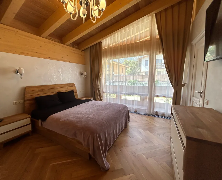 Коттедж Шале с бассейном и баней — Красная Поляна