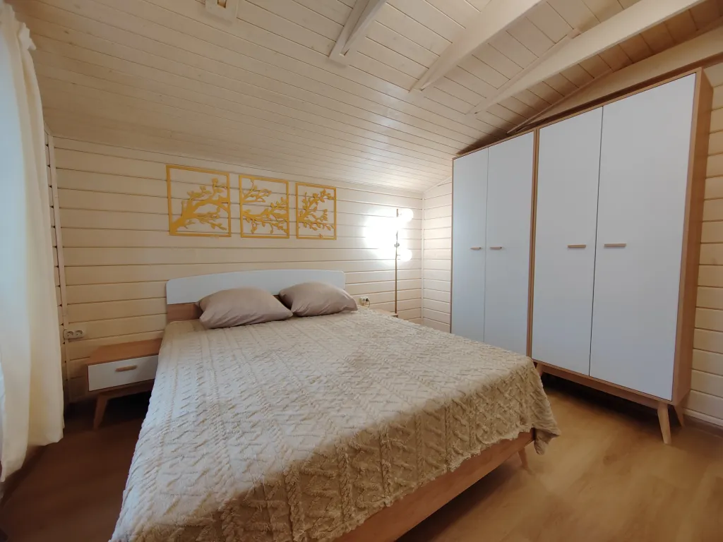 Уютный дом рядом с Сорочанами