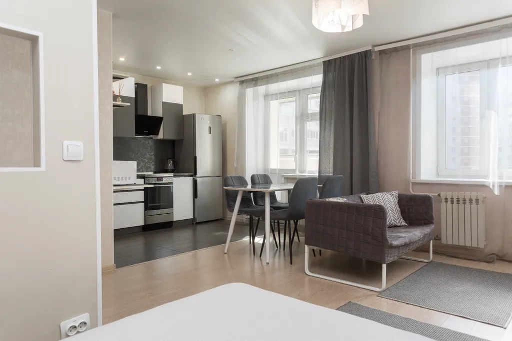 Чистая уютная студия в центре. Заселение до 23-00 ч