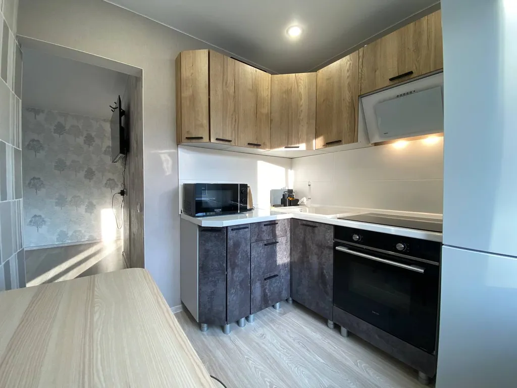 Солнечная двушка с новым ремонтом рядом с театром Чехова