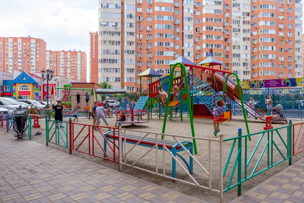 Апартамент LikeHome Карамель c видом на стадион и парк