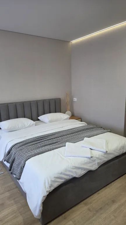 Новая стильная квартира-сттудия в центре, рядом с вокзалом