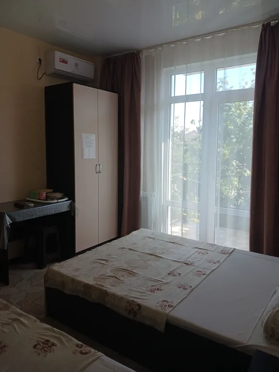 Квартира Уютная комната с видом на сад — аренда посуточно в Витязево