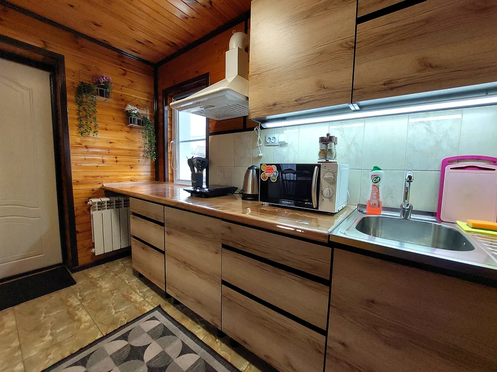 Домик с террасой и купелью