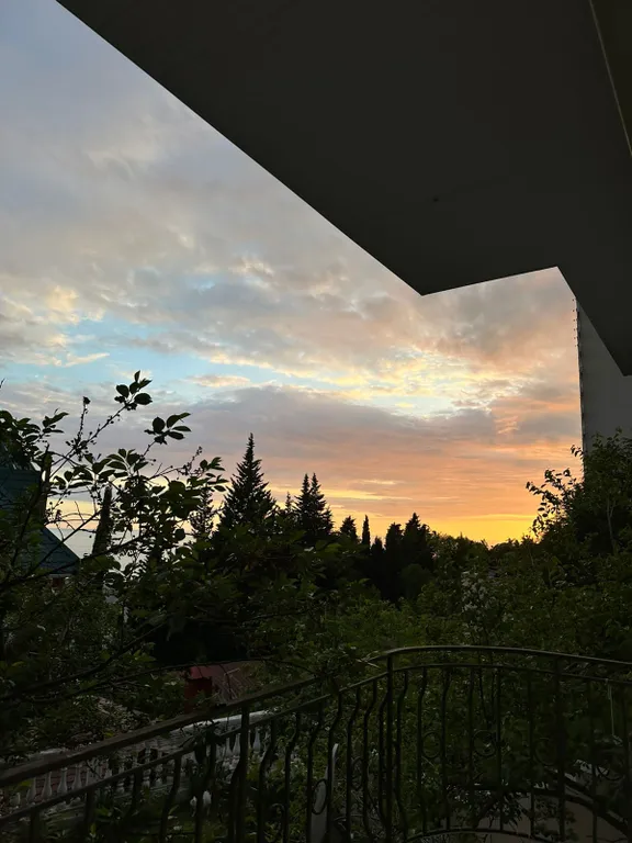 Коттедж 3 этажный дом — Сочи