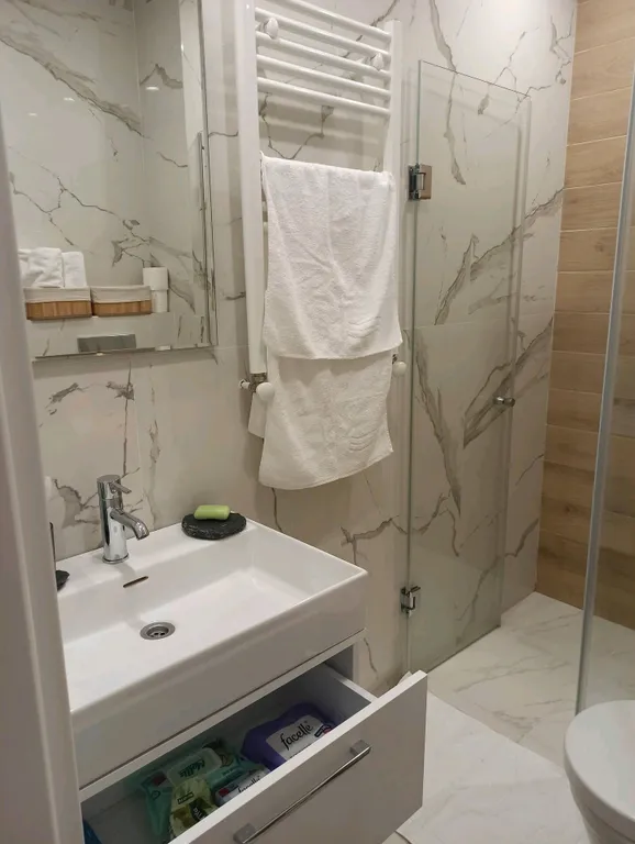 Expats Flat Bali Style: Coffee & Yoga & Work room