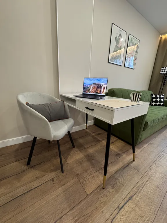 Новая просторная двухкомнатная квартира в новом монолитном доме