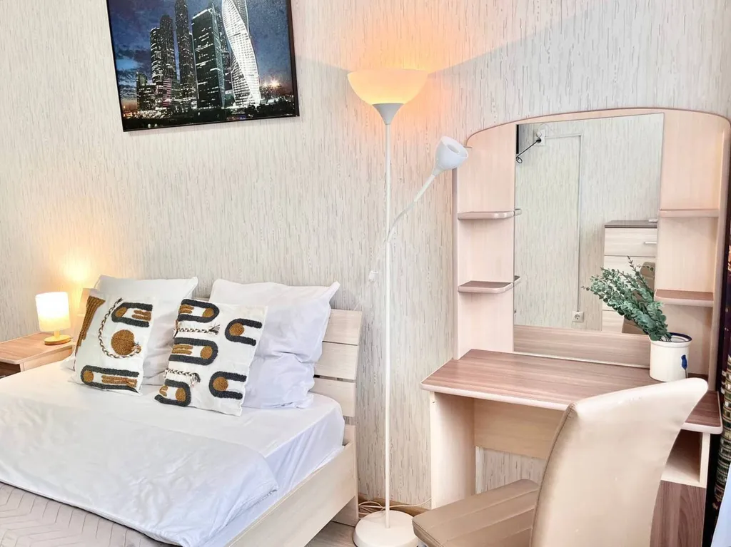 Евродвушка Апарт Гулливер с лоджией в центре