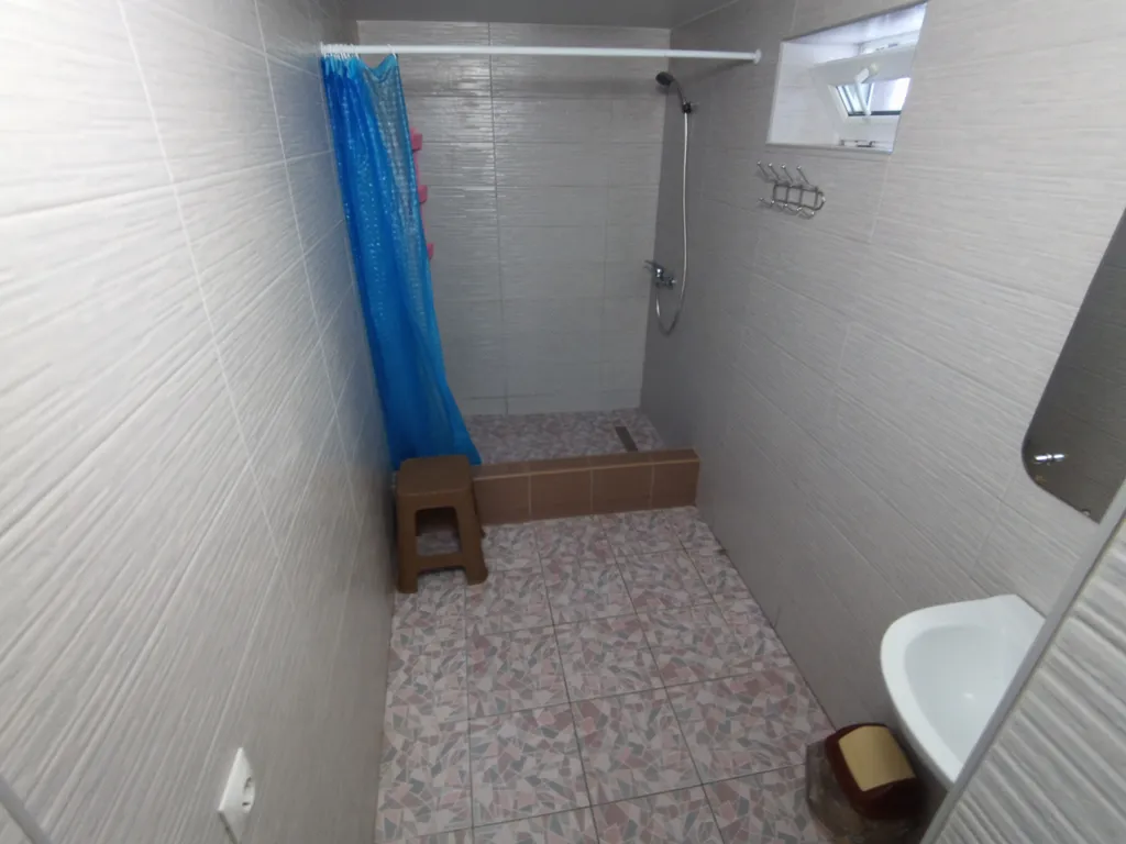 4-комнатный Дом