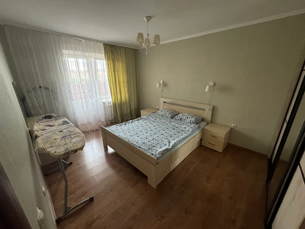 Двухкомнатная квартира в новом чистом районе с видом на парк