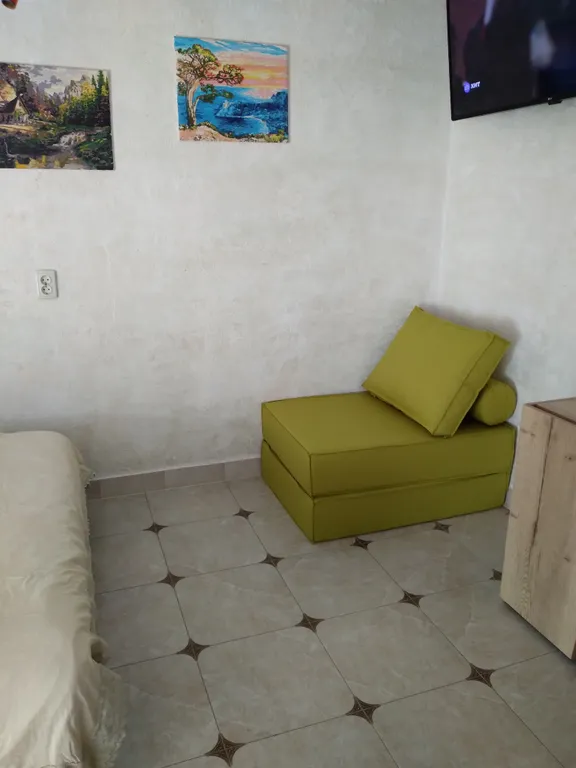 Жилой дом с террасой   видом  на море; гору Кошка  , рядом Кипарисовая