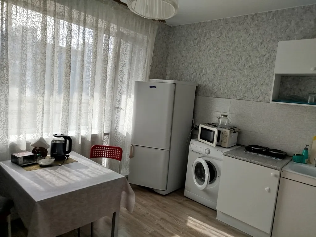 Квартира Квартира недалеко от глазной клиники и от аэропорта, метро Маркса — Новосибирск