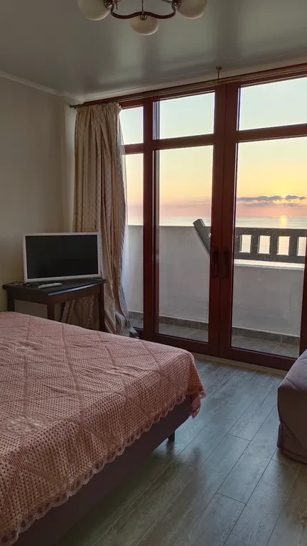 Апартамент с видом на море