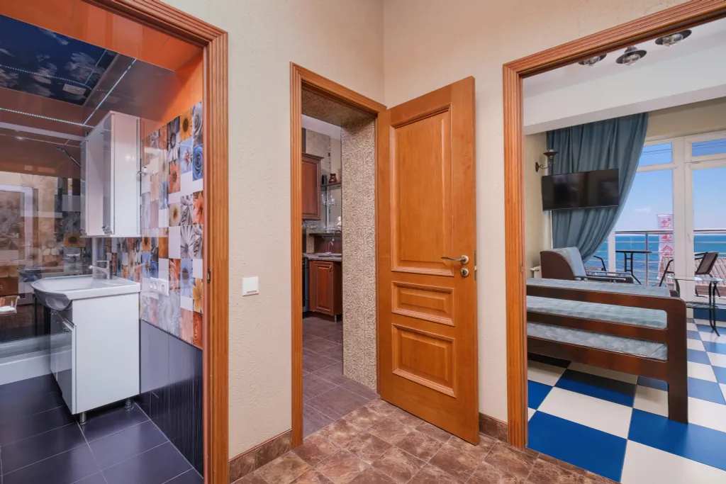 Апартаменты  - панорамный вид на море из всех окон, два балкона