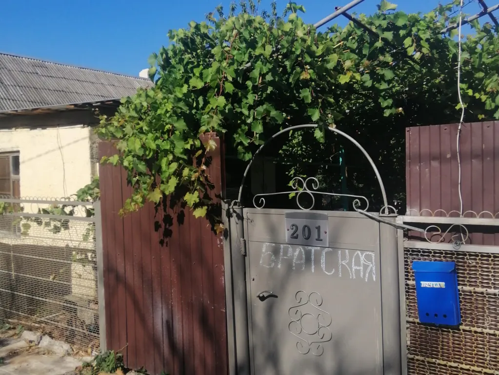 Коттедж Домик в 150 метрах от моря — аренда посуточно в Приморско-Ахтарск