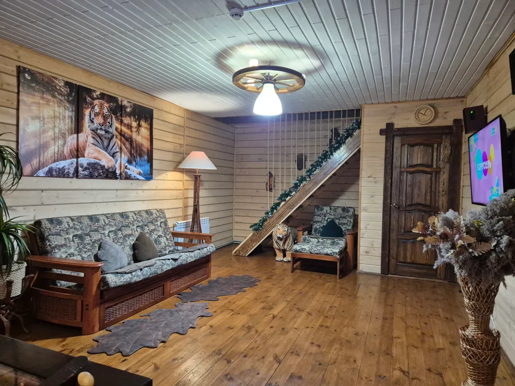 Уютный дом с бильярдом, сауной на берегу Горьковского моря