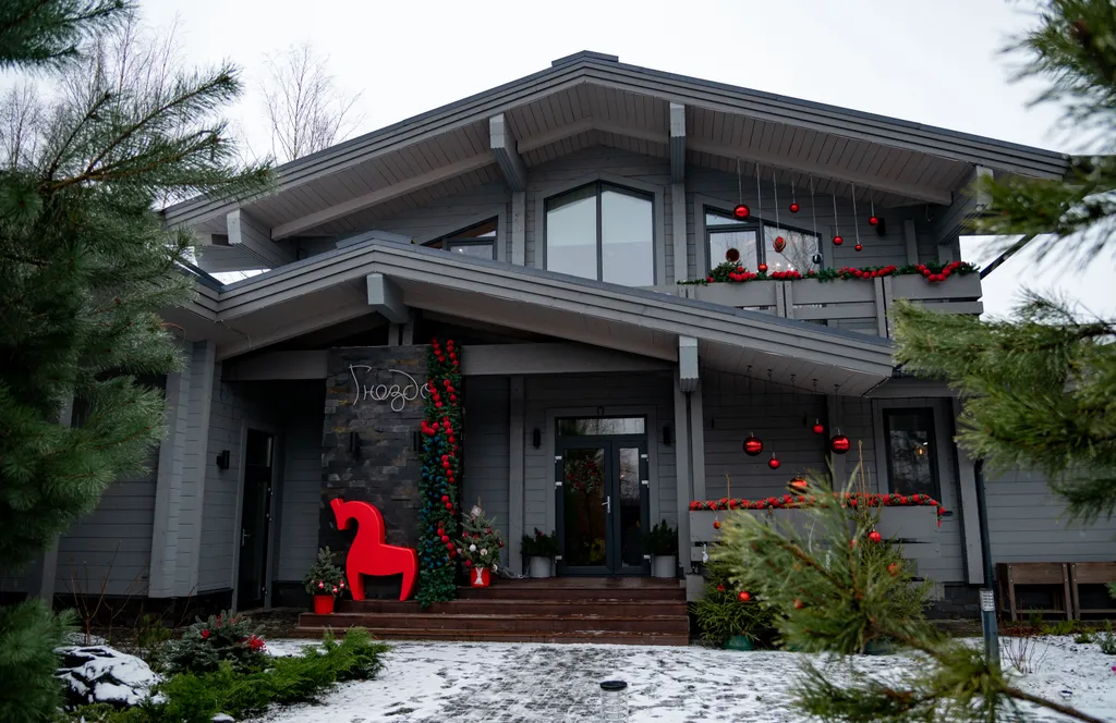 Шале Гнездо с бассейном и сауной