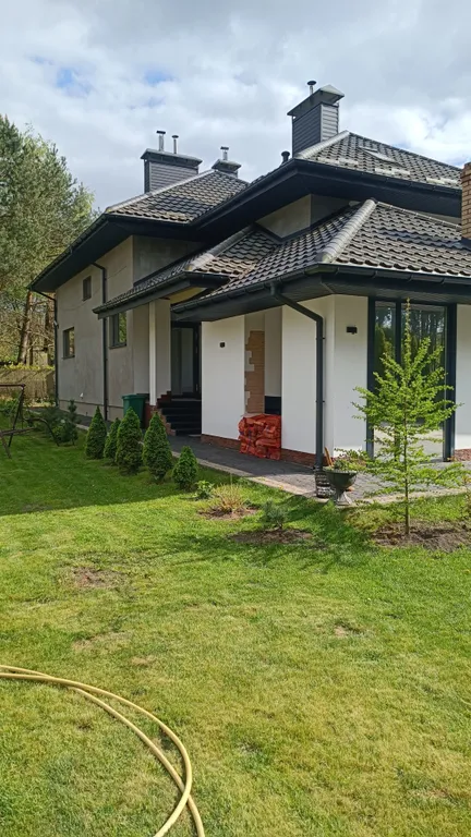 Новый коттедж для семейного отдыха в черте города