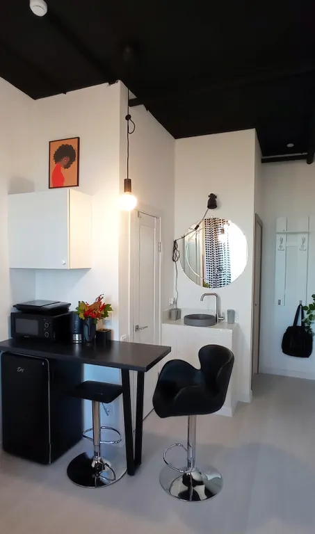 Студия благодать в центре с парковкой и великолепными видами на город