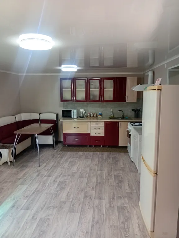 в ПУГАЧЕВЕ .Уютный частный дом с парковкой, тихий район