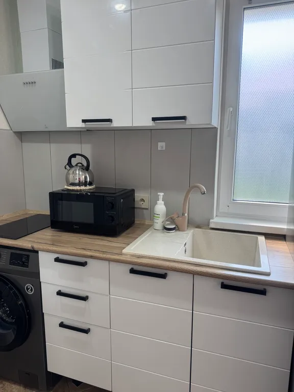 Квартира Квартира Уютная светлая студия — Сириус