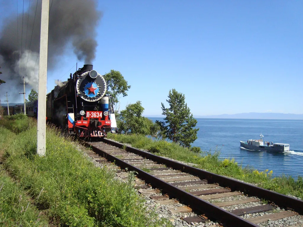 Дом на озере Байкал