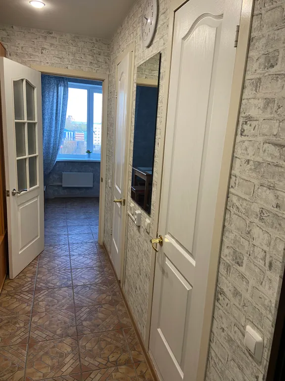 Рядом с центром