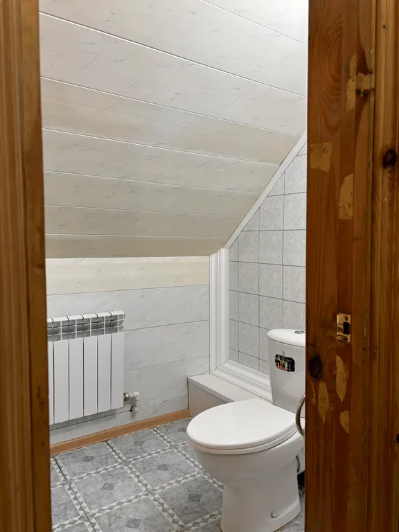 Деревянный мансардный номер