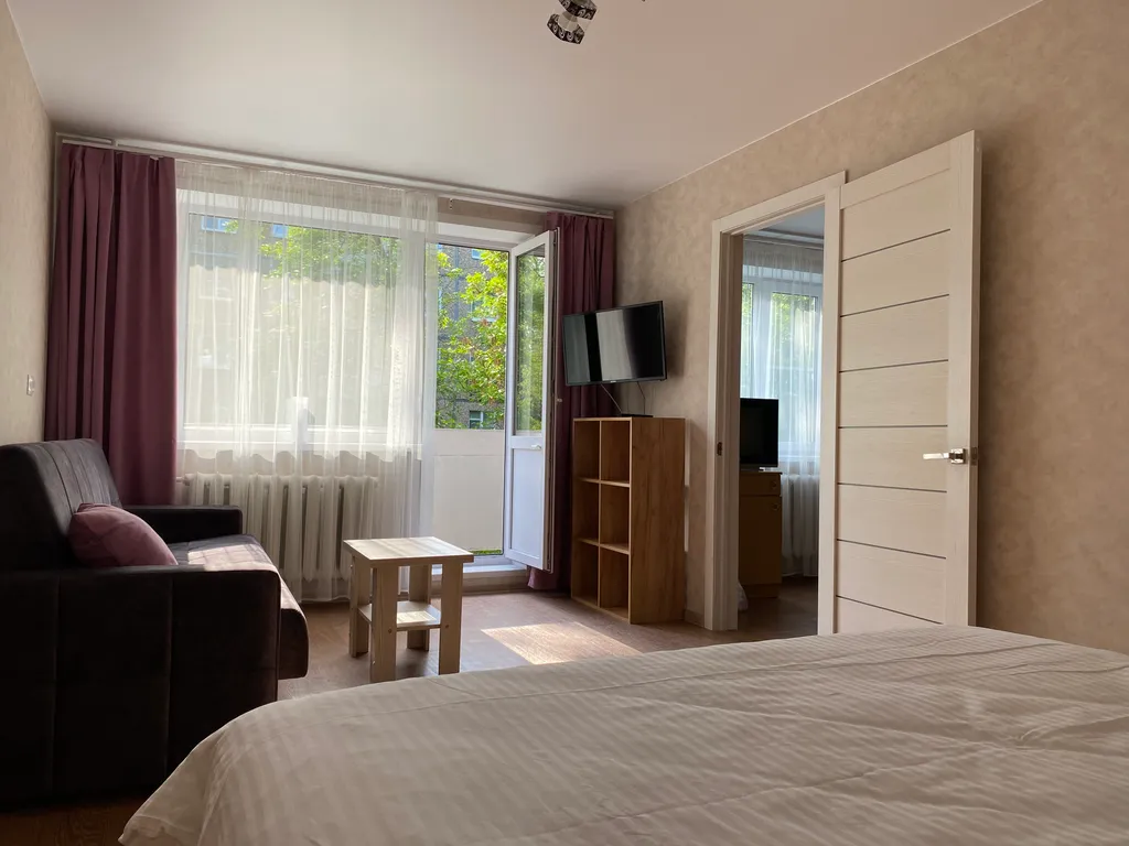 2-комнатные Апартаменты с балконом | Vikonda | GoodNight Aparts