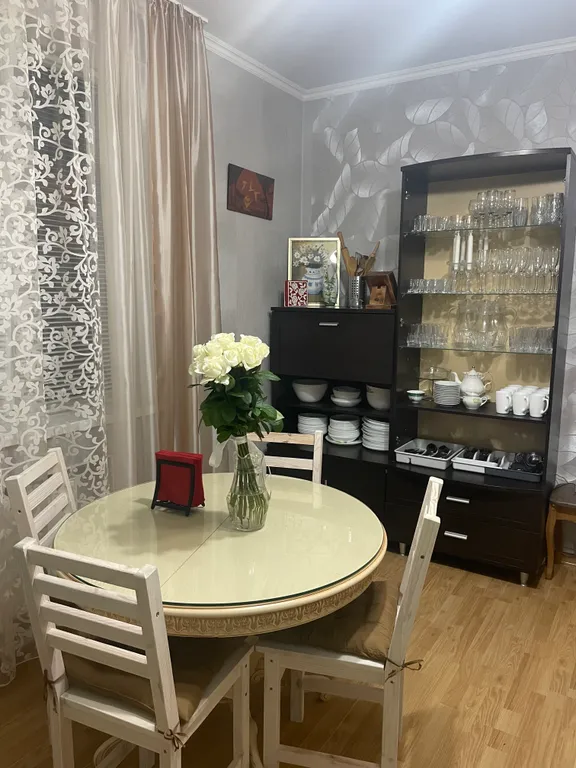 Коттедж с баней и теплым бассейном